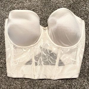 Le Mystere Sensuelle Bustier- Size 32F (3D)- Cream